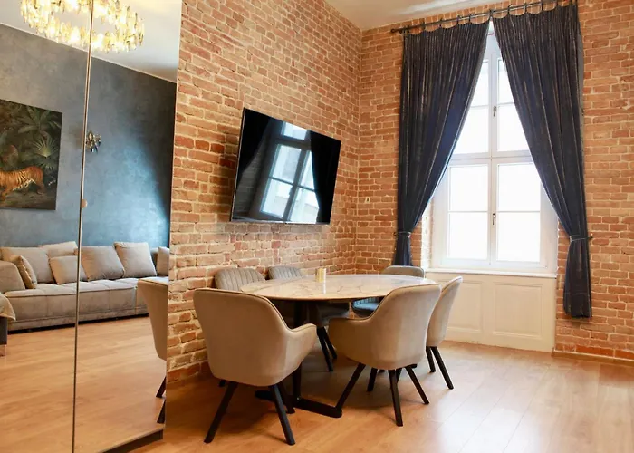 Heart In The Old Town * Bratislava