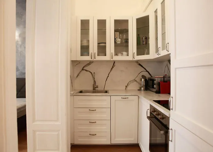 Heart In The Old Town Apartment